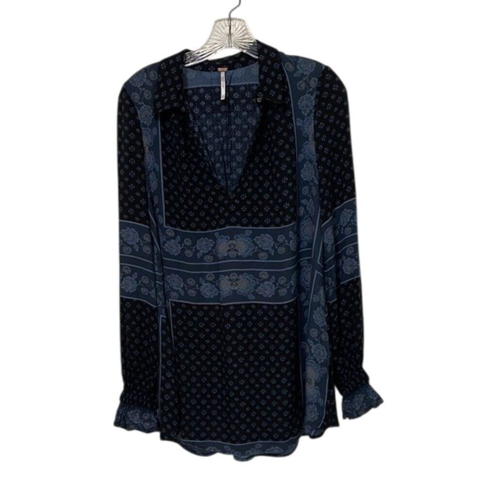 Free People Blue Dobby Times Tunic Top Blouse Womens Size Small Boho Floral